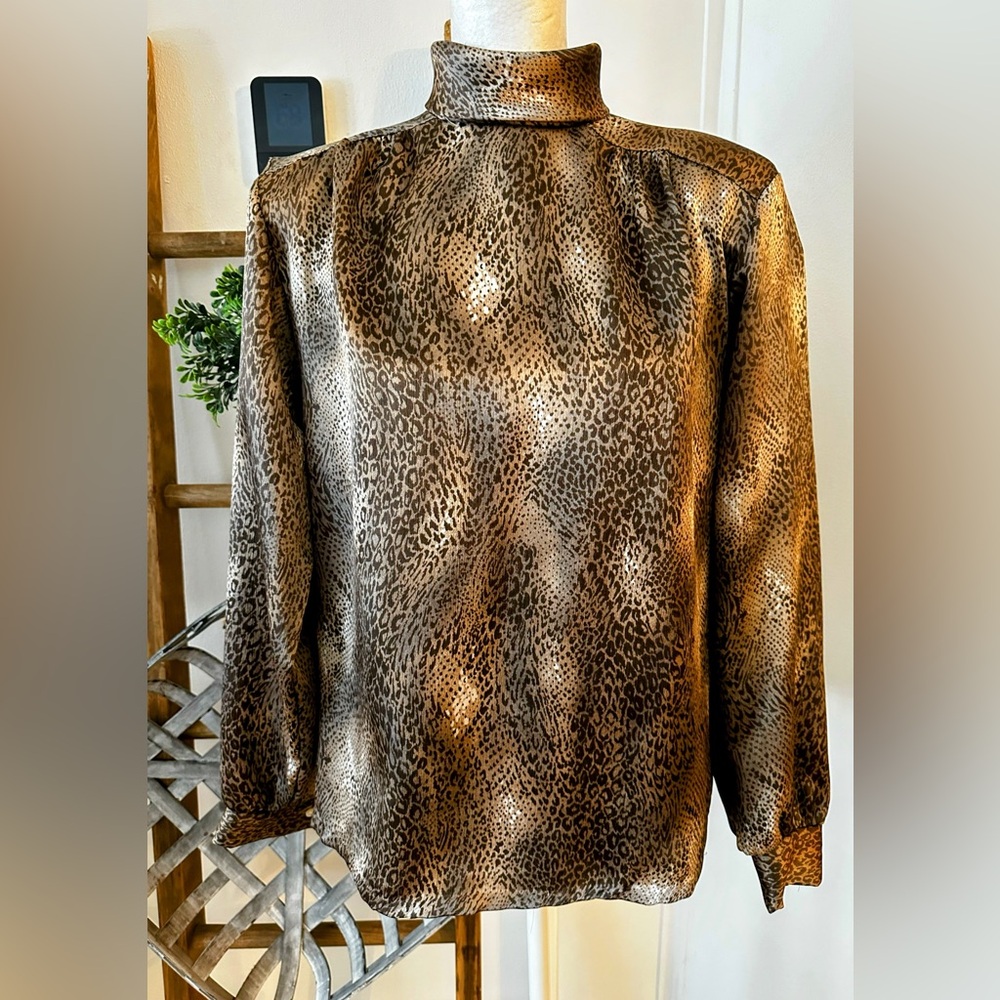 Vintage Russ Animal Print Roll Neck Blouse Made in USA Sz 10 Medium